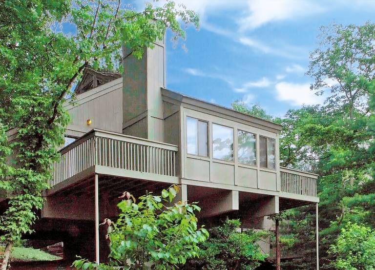 Resort  Big Canoe