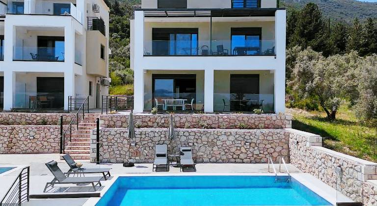 Apartment with patio, garden & private pool | Good for workation in Lefkada