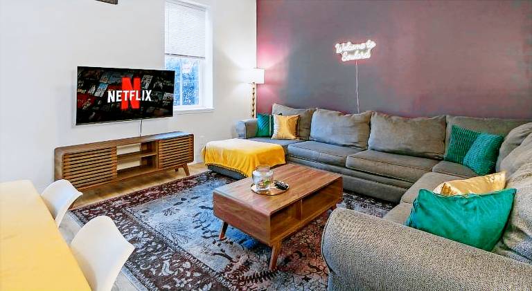 Spacious 8BR-4BA Group HQ Patio&Games Soulard in St. Louis, MO