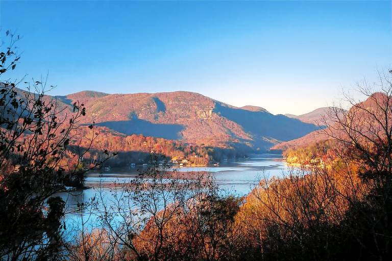 House Lake Lure