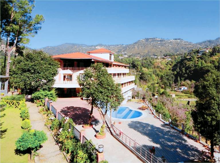 Sea Hawk Hill Luxury Resort Near Bhimtal Lake