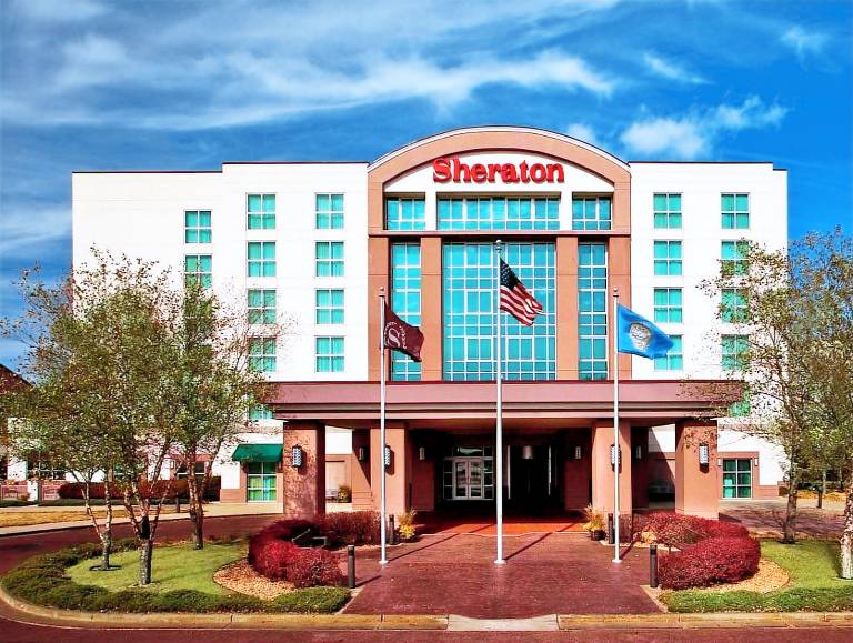 Sheraton Sioux Falls Hotel & Convention Center in Sioux Falls, SD