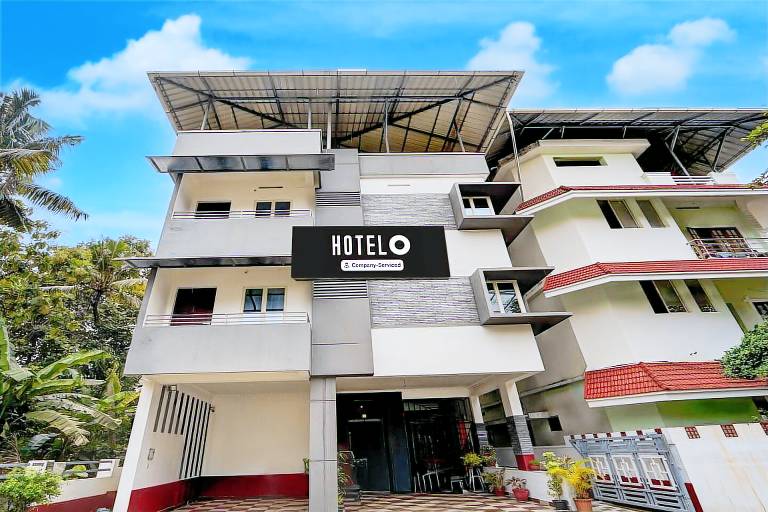 Hotel O Palarivattom Metro Station Formerly South Gate