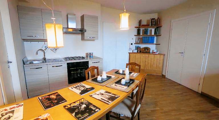 Holiday apartment with patio, pool & yard | Suitable for remote work | Dogs allowed — photo 2