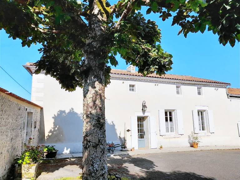 Maison de vacances  Barbezieux-Saint-Hilaire