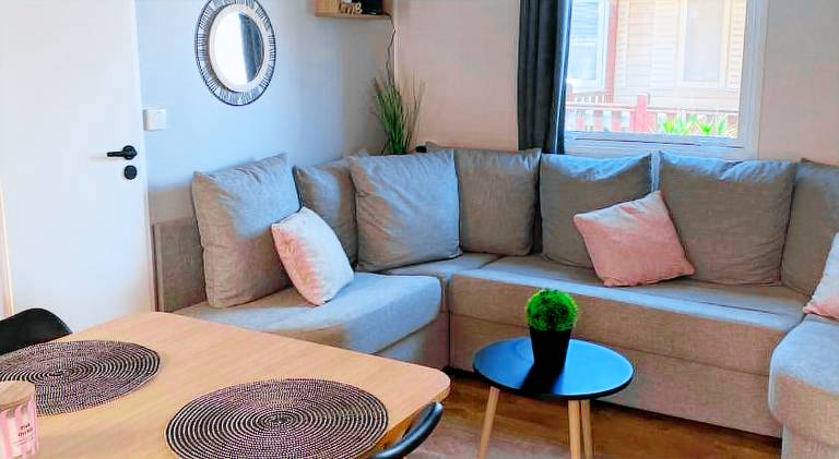 Mobil home 200 m de la mer in Canet-en-Roussillon