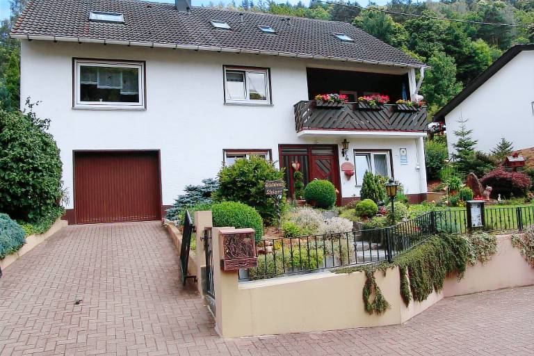 Ferienwohnung Gleisweiler