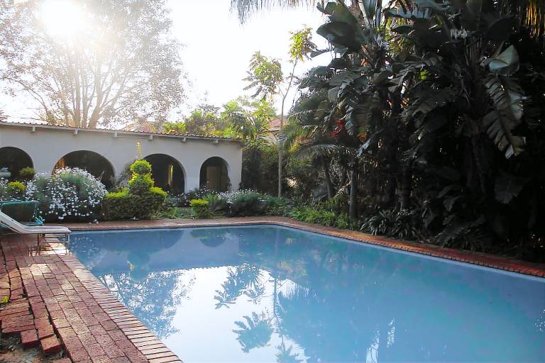 Bed and breakfast Suburbs