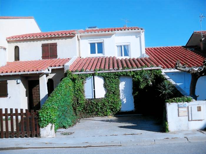 House with barbeque & garden | Beach view — photo 4