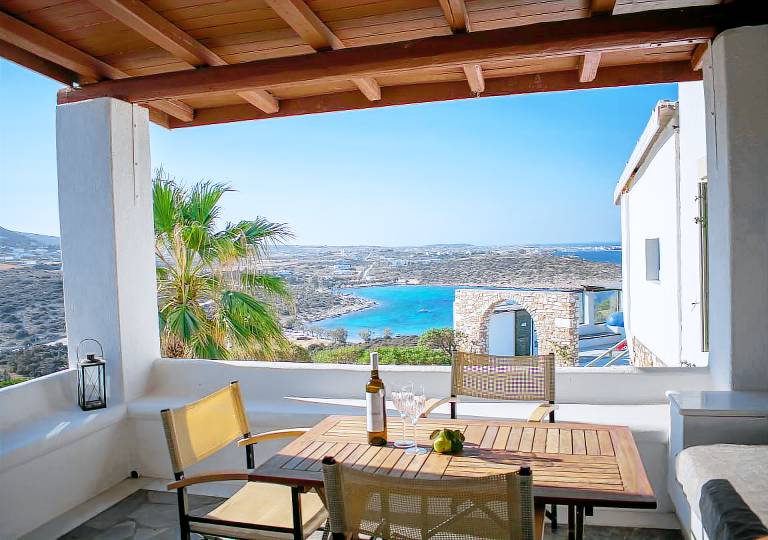 Villa 110 m2 in Agia Irini, walking distance to beach with pool access, 7 guests — photo 4