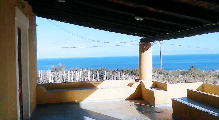 House with barbeque, terrace & garden — photo 5