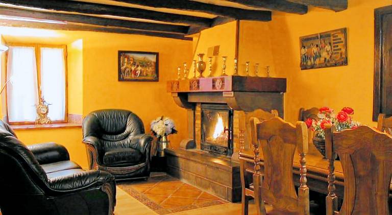 Chalet with garden & grill — photo 4