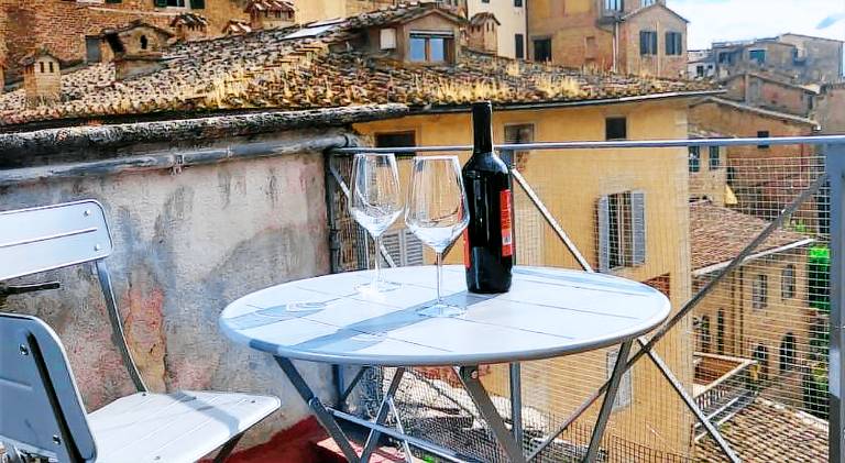 Charming holiday apartment | Close to Piazza del Campo | Pets are welcome — photo 3