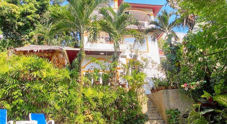 Lovely villa with terrace, jacuzzi & garden | Pet-friendly — photo 3