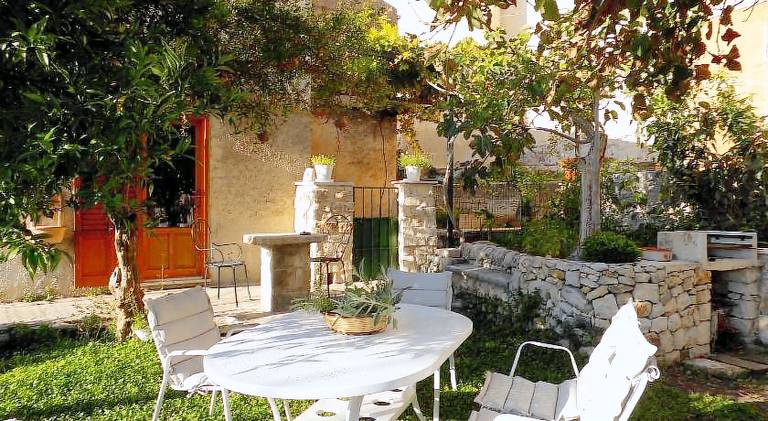 Nice house with garden | Next to Duomo of San Giorgio | Dogs allowed in Modica