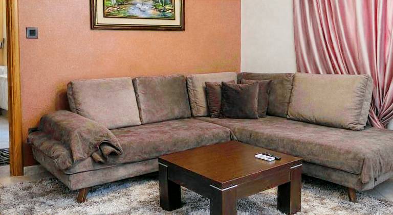 Holiday apartment with garden — photo 4