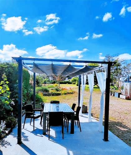 Bed and breakfast  Vernantes