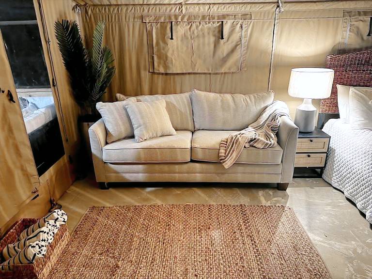 Magnificent Tented Cabin with Pool Views and Lovely Deck in Puerto Rico — photo 3