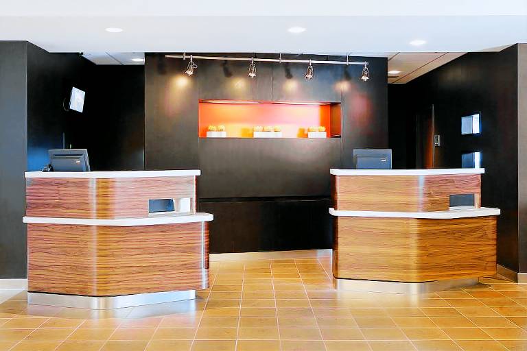 Courtyard by Marriott St. Louis Westport Plaza in Maryland Heights, MO