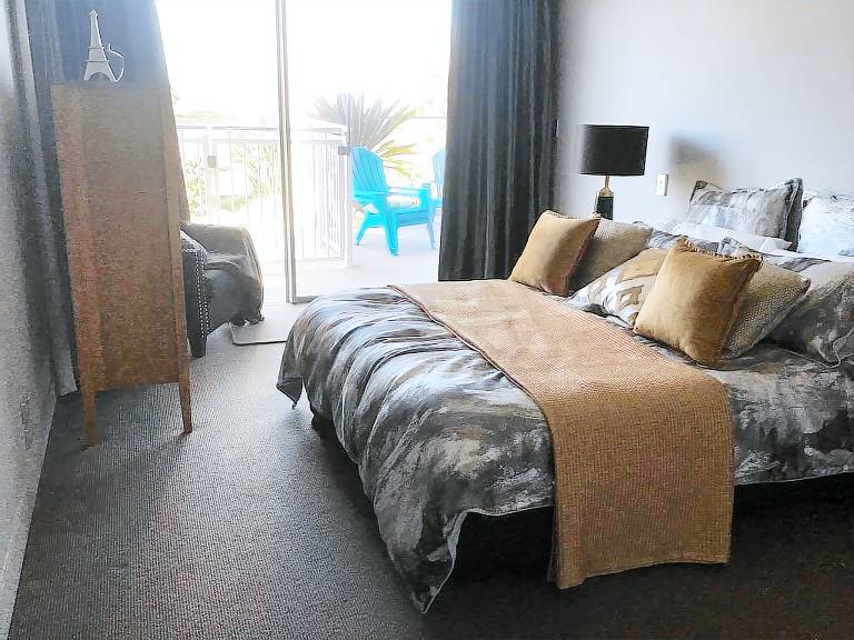 House Papamoa Beach