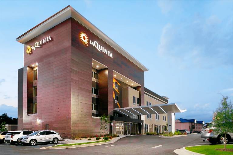 La Quinta Inn & Suites by Wyndham Tifton in Tifton, GA