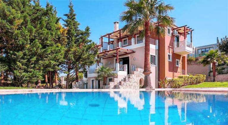 Athina Luxury Villas in Platanias