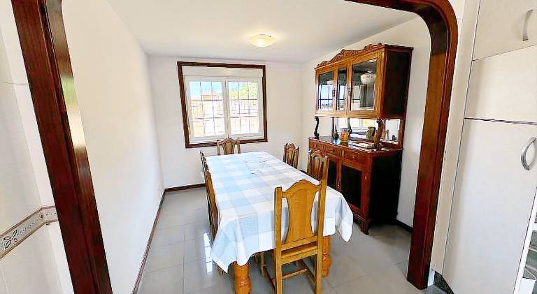House with terrace — photo 5