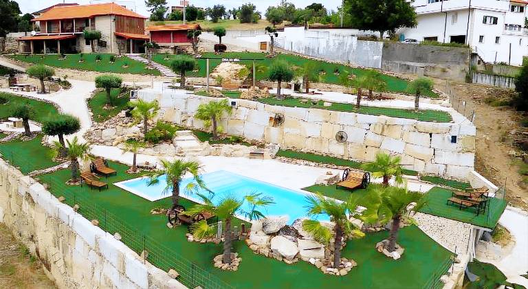 Vacation home with pool & garden in Braga