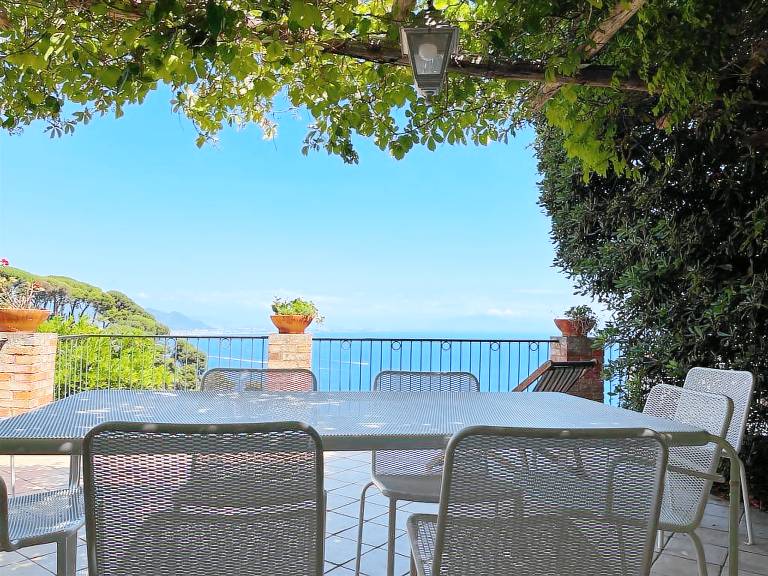 220 m² Villa