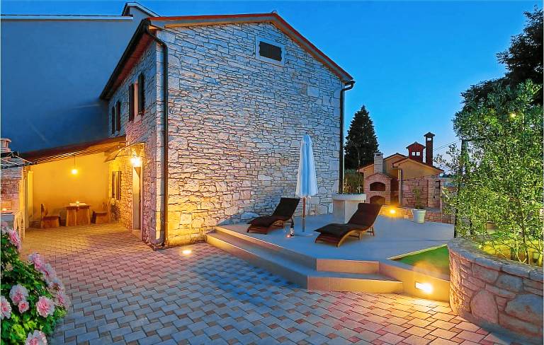 Maisonette Trget