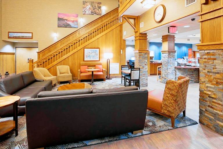 Hampton Inn by Hilton Duluth Canal Park — photo 4