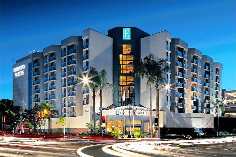 Embassy Suites by Hilton Los Angeles International Airport North — photo 4