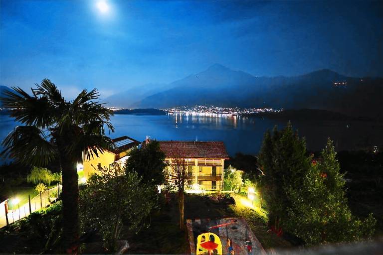 Ferienwohnung  Gravedona ed Uniti