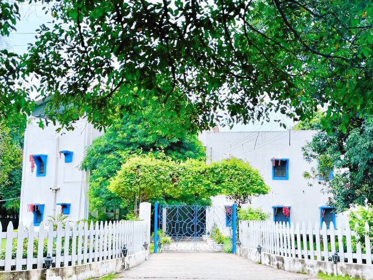 Mykonos Villa in Varanasi