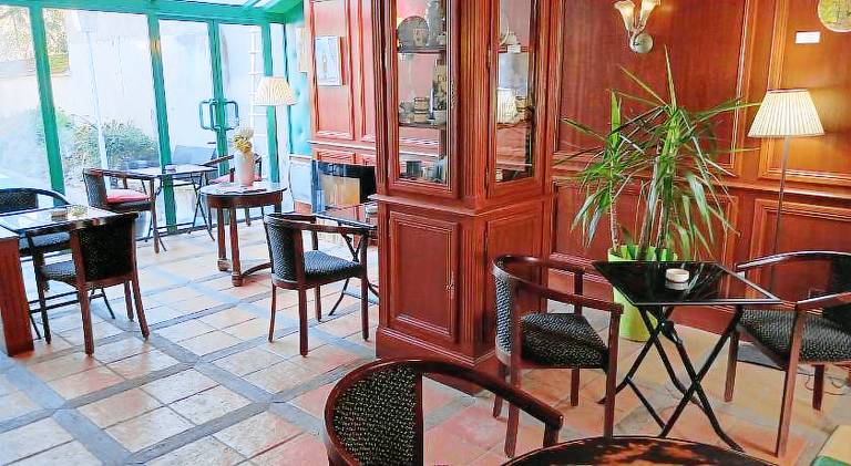 HOTEL LA COGNETTE A 25 Kilometres de Chateauroux et 30 Kilometres de Bourges — photo 5
