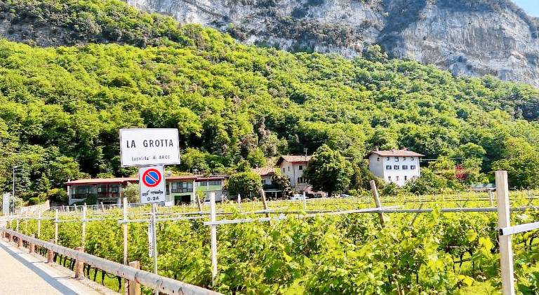 Rental apartment with 2 rooms for 4 persons in Tenno