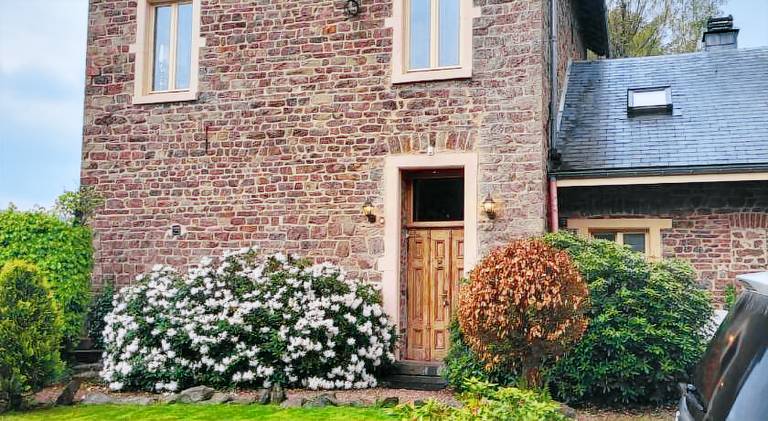 Holiday apartment with pool in Liege