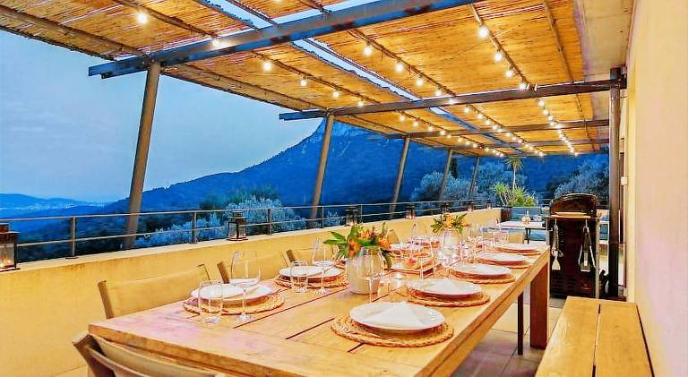 Charming villa with pool & hot tub | Pets are welcome — photo 5