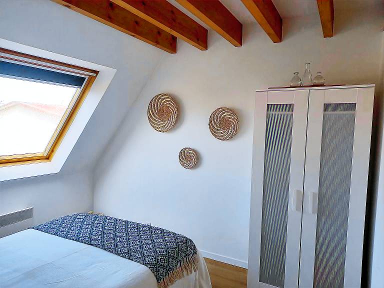 Rental apartment with 2 rooms for 4 persons — photo 3