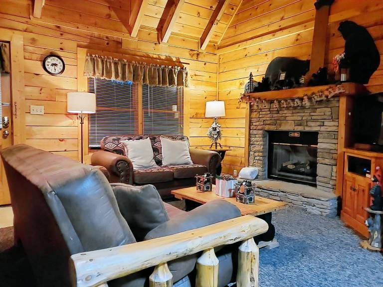 Child-friendly cabin with private pool | Dogs allowed — photo 5