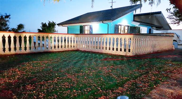 Apartment with yard, pool & barbeque in Ricadi