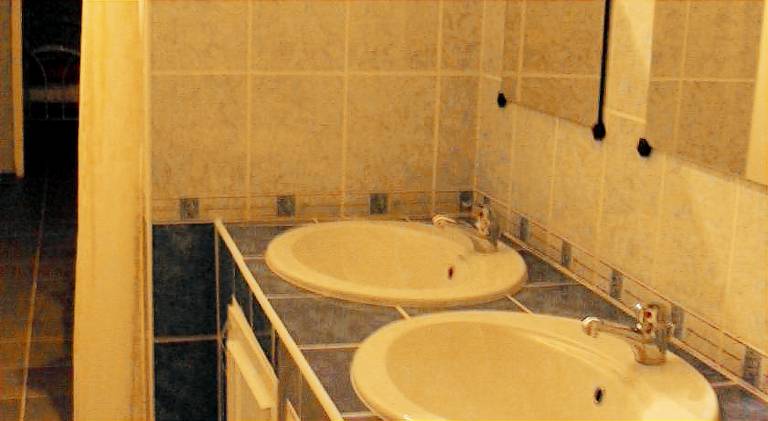 House with 4 rooms for 10 persons — photo 2