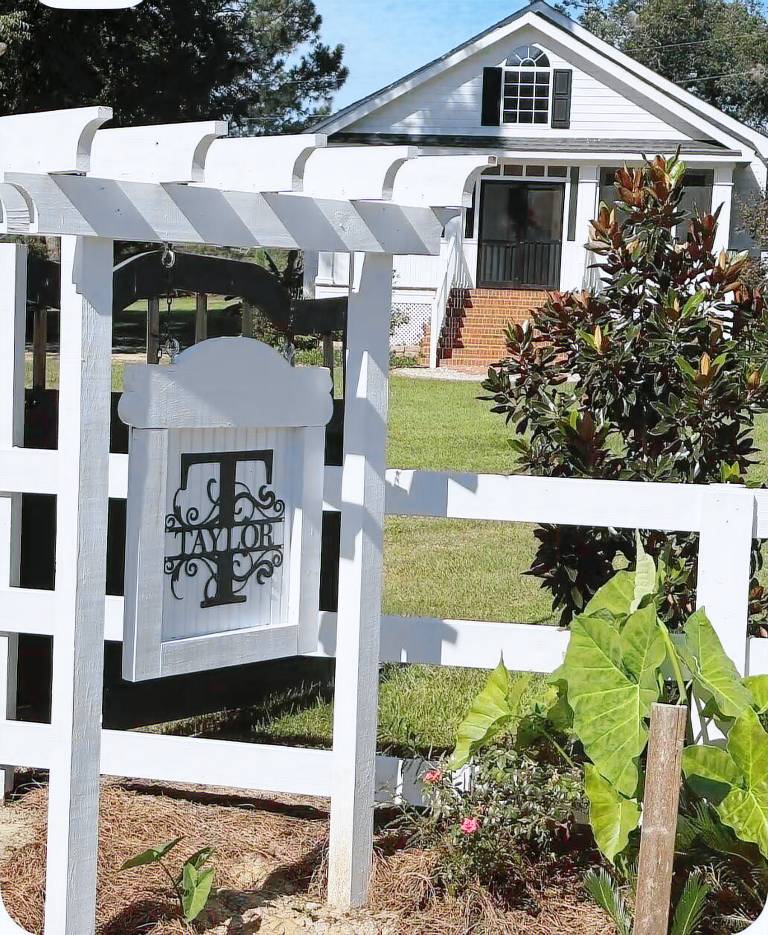 House  Moultrie