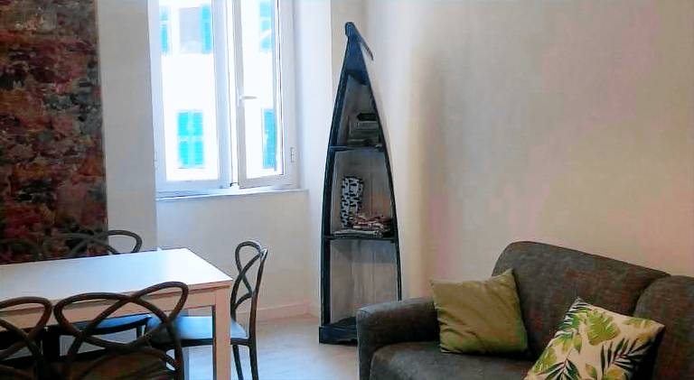 Apartment with 2 rooms for 6 persons in Arcola