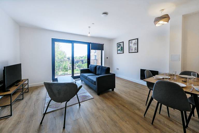 Lovely 2 Bedroom Apartment in Central Ashford