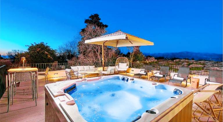 House with jacuzzi | Dogs allowed — photo 3
