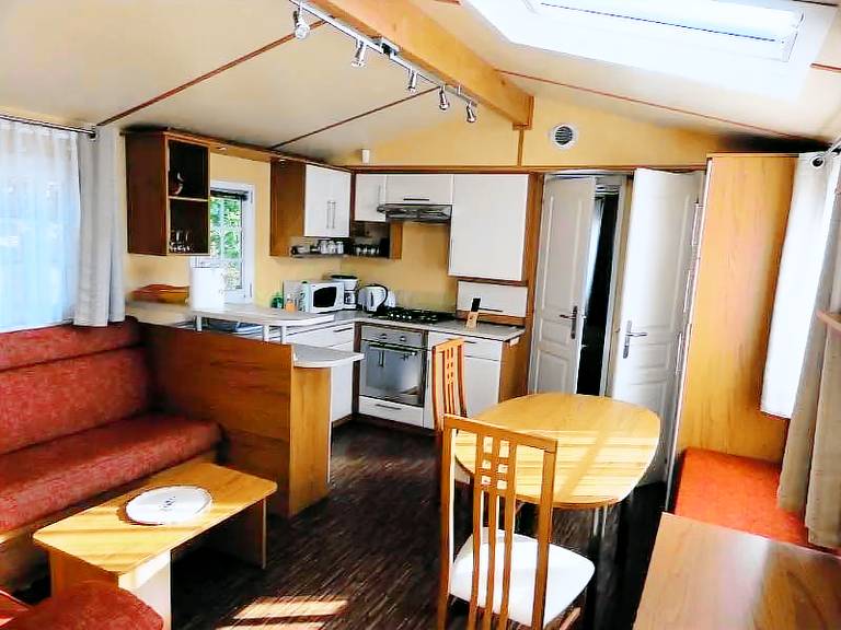 Campsite L'Etang de Sologne - Mobile home Confort 2 bedrooms - 2 bathrooms 4 people — photo 3