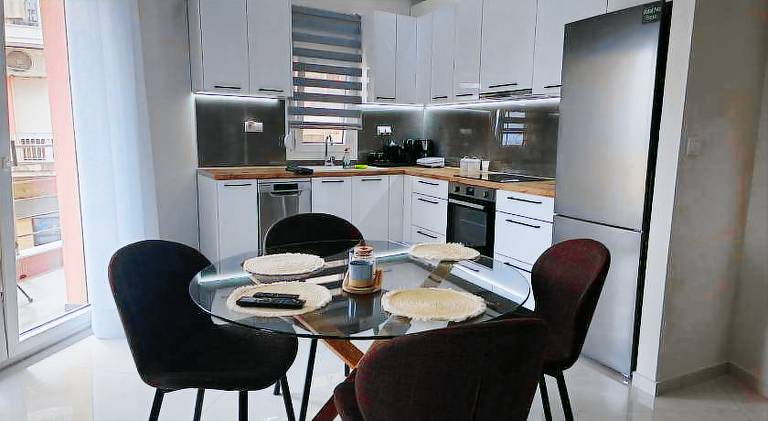 Holiday apartment with patio — photo 2