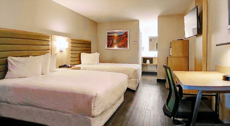 GreenTree Inn Flagstaff — photo 2