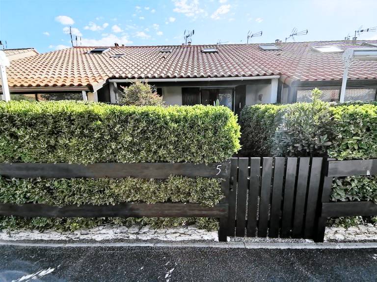 House | Beach nearby | Pets are welcome — photo 4